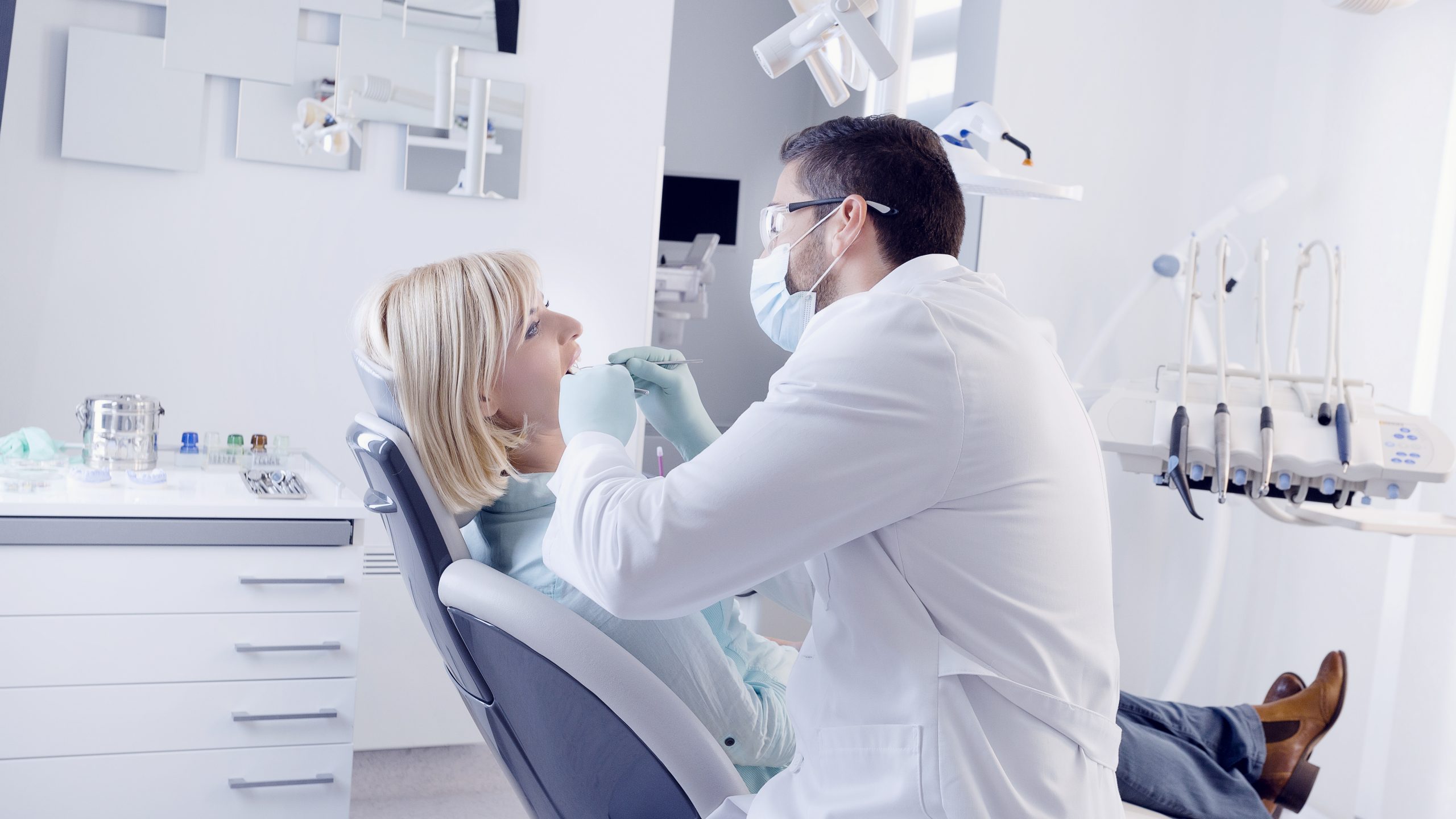 Dentist in Hinton, WV